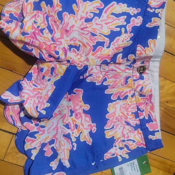 BNWT Lilly Pulitzer Shorts - Picture 3 of 4